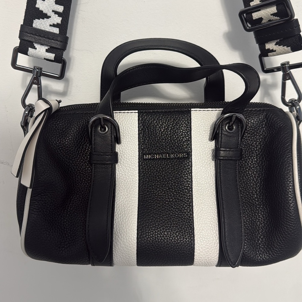MICHAEL Michael Kors Black and White Pebble Leather Crossbody